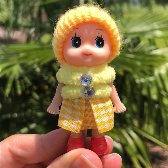 Baby elf doll yellow cute on a shelf toddler - Picture 2 of 5